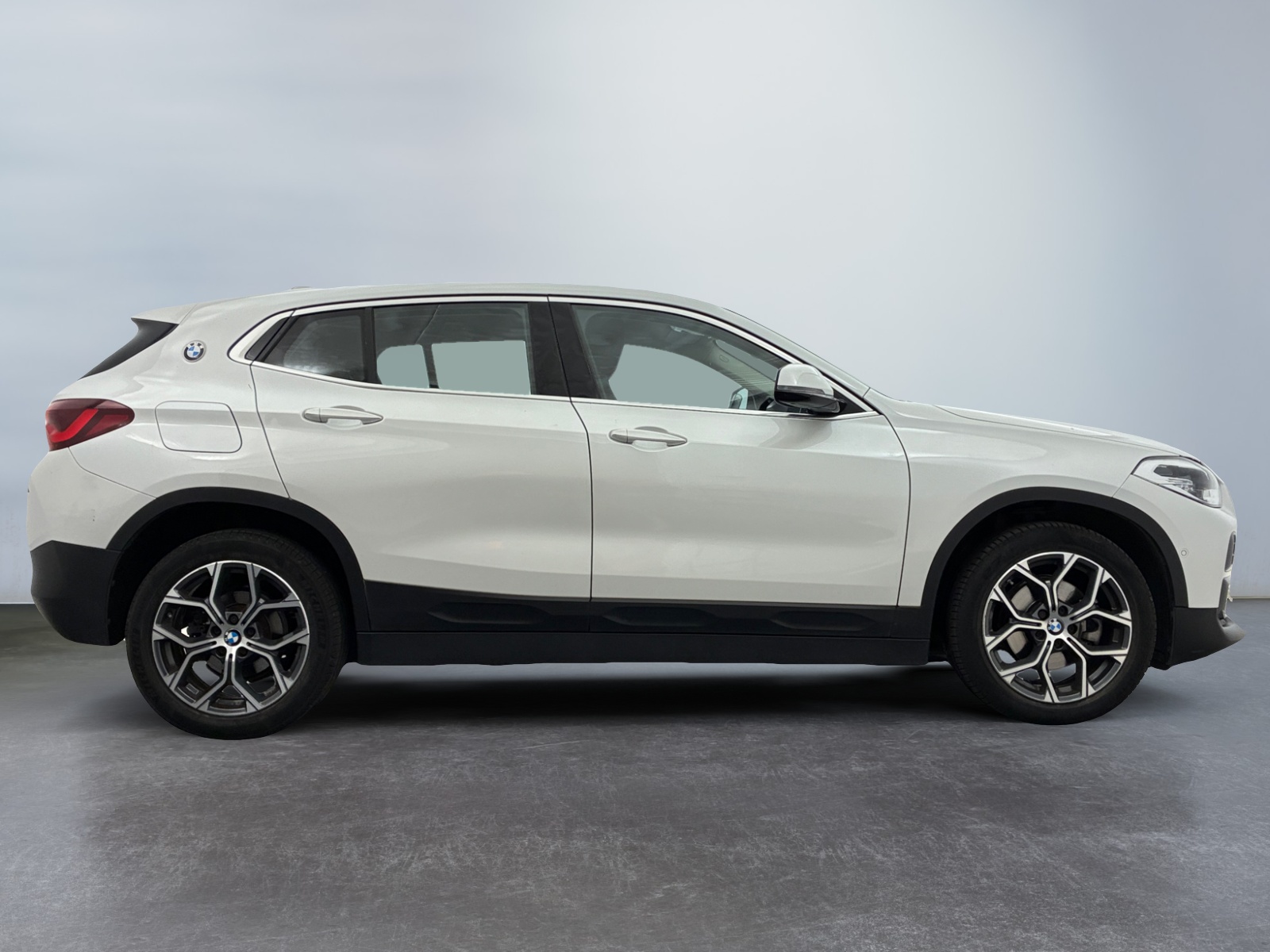 BMW X2. X2 F39 sDrive 18i 136 ch DKG7 Business Design 2023