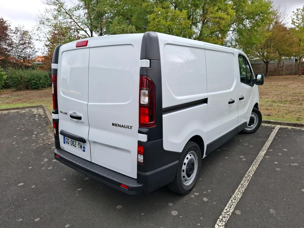 RENAULT TRAFIC FOURGON FGN L1H1 2800 KG BLUE DCI 130 CONFORT 2023