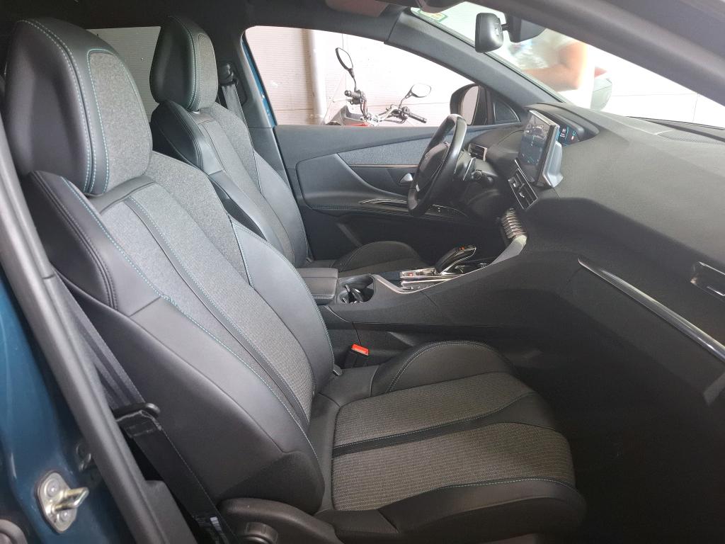PEUGEOT 3008 Hybrid 225 e-EAT8 Allure Pack 2023