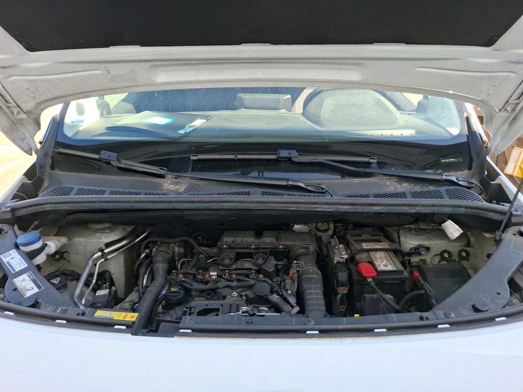 PEUGEOT PARTNER FGN FOURGON STANDARD 650 KG BLUEHDI 100 S&S BVM5 PREMIUM 2021