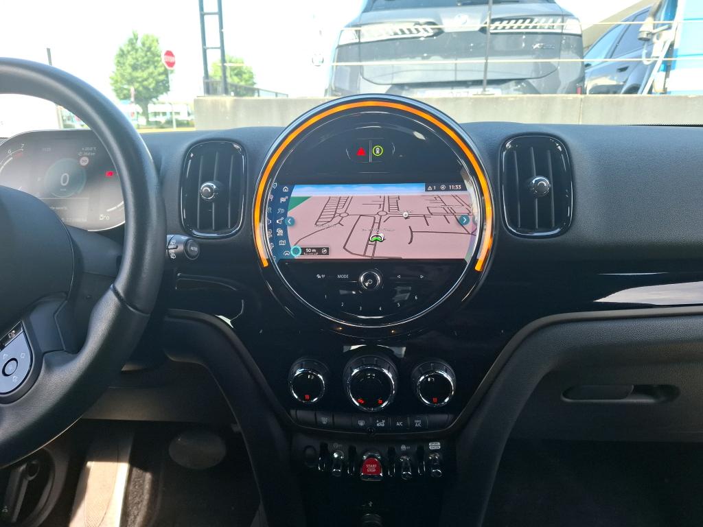 MINI COUNTRYMAN F60 LCI 136 ch BVA7 Cooper Essential 2023