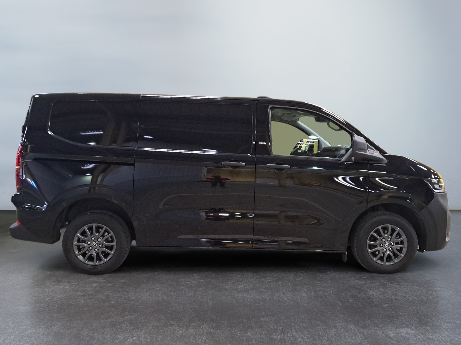 VOLKSWAGEN TRANSPORTER VAN L1H1 2.0 TDI 150 BVA8 BUSINESS 2025