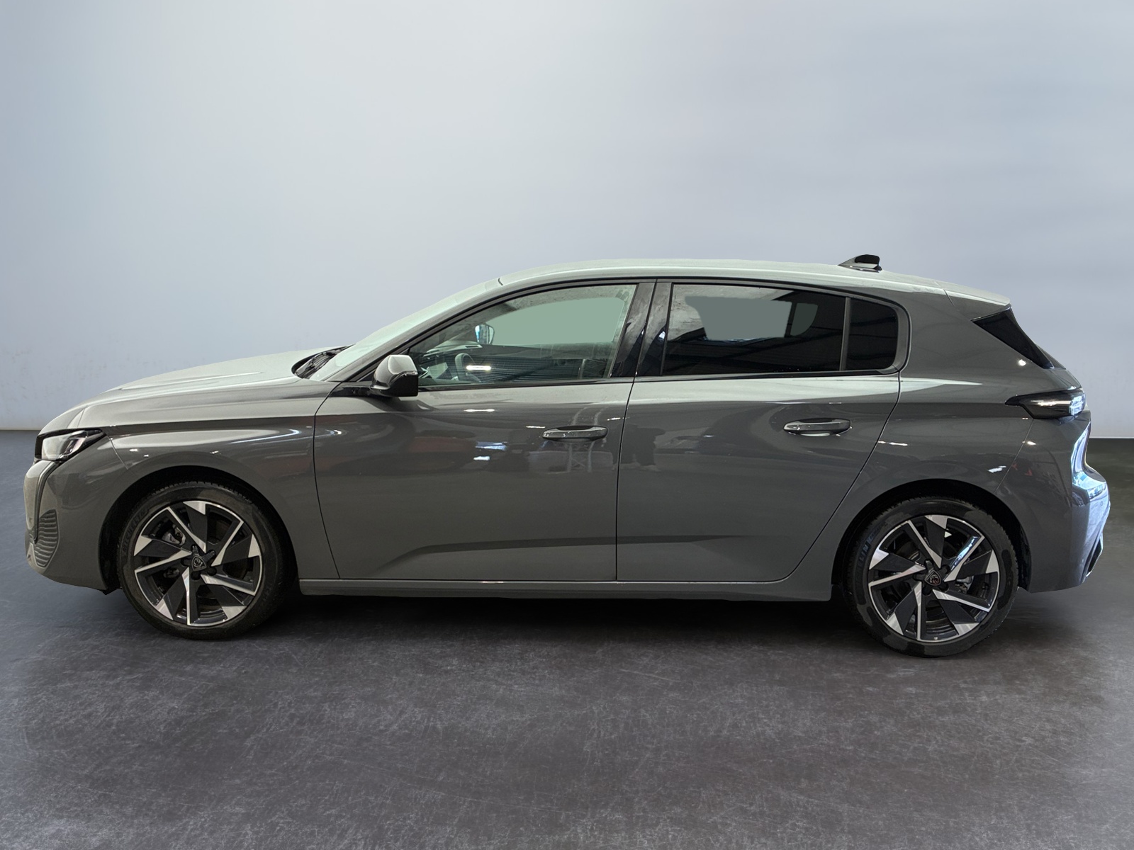 PEUGEOT 308 Hybrid 145 e-DCS6 Allure 2025