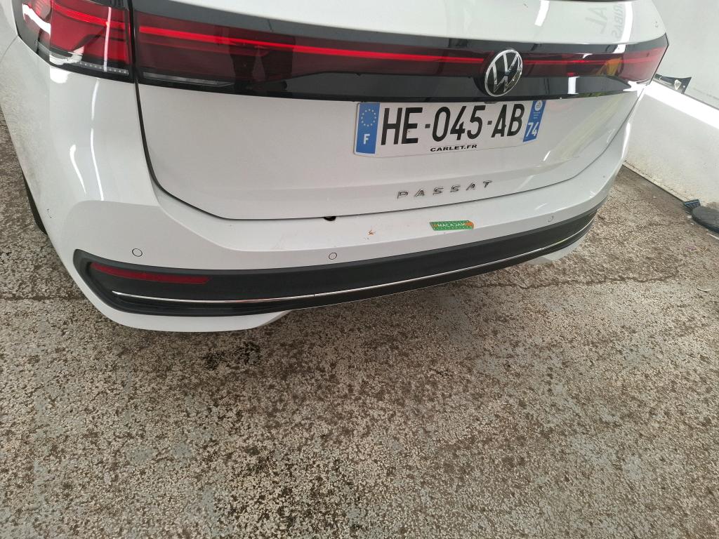 VOLKSWAGEN PASSAT 2.0 TDI EVO SCR 150 DSG7 Life Plus 2025