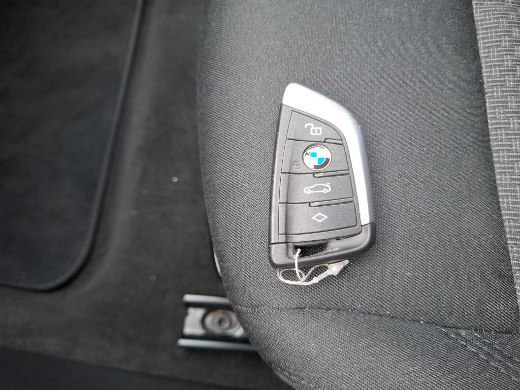 BMW SERIE 1 F40 116i 109 ch DKG7 - 2023