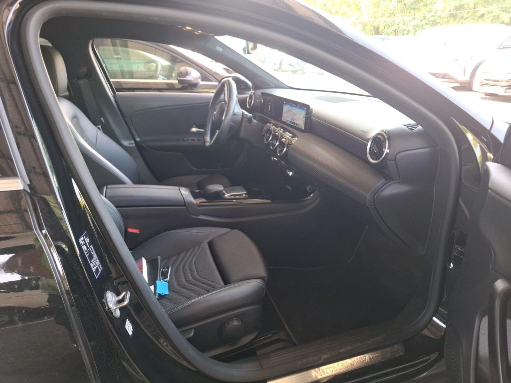 MERCEDES-BENZ MERCEDES CLASSE A 180 d 8G-DCT Style Line 2021
