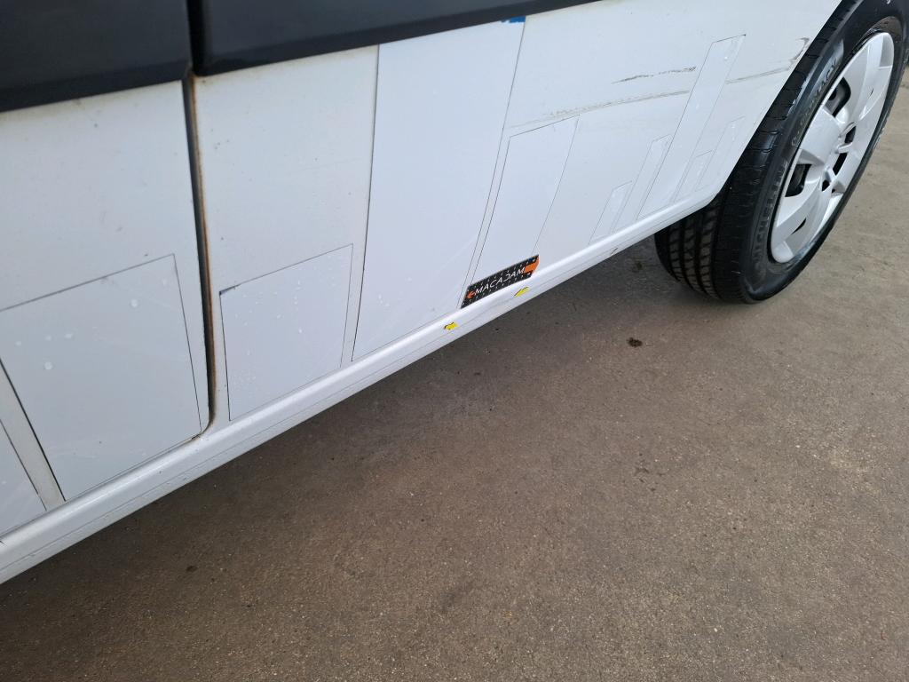 RENAULT KANGOO VU EXPRESS BLUE DCI 80 GRAND CONFORT 2021