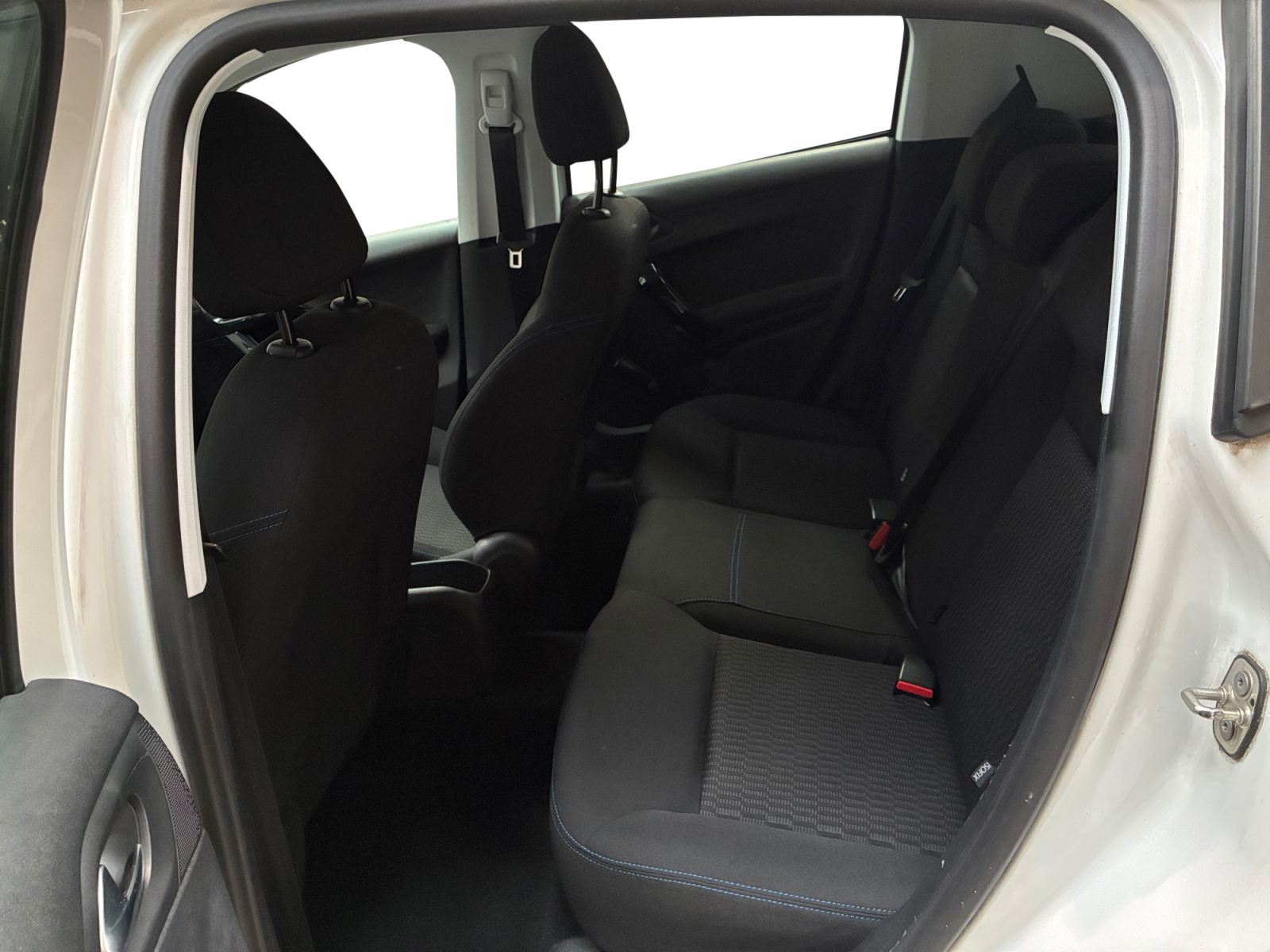 PEUGEOT 208 Style PureTech 82 BVM5 5 ptes 2017