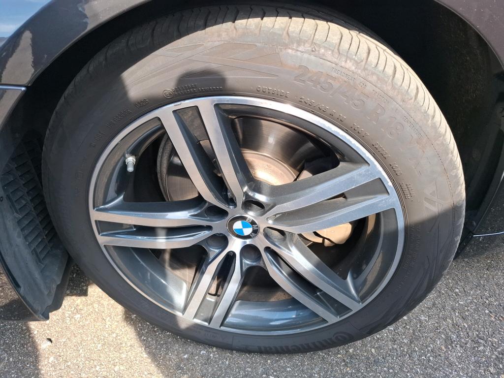 BMW SERIE 5 TOURING G31 LCI (05/2020-02/2024 518d TwinPower Turbo 150 ch BVA8 Lounge 2022