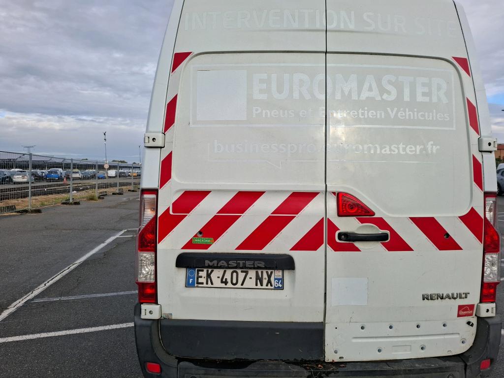 RENAULT MASTER FOURGON FGN L2H2 3.5t 2.3 dCi 130 E6 GRAND CONFORT 2017