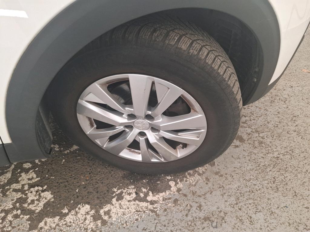 PEUGEOT 5008 BUSINESS PureTech 130ch S&S BVM6 Active 2020