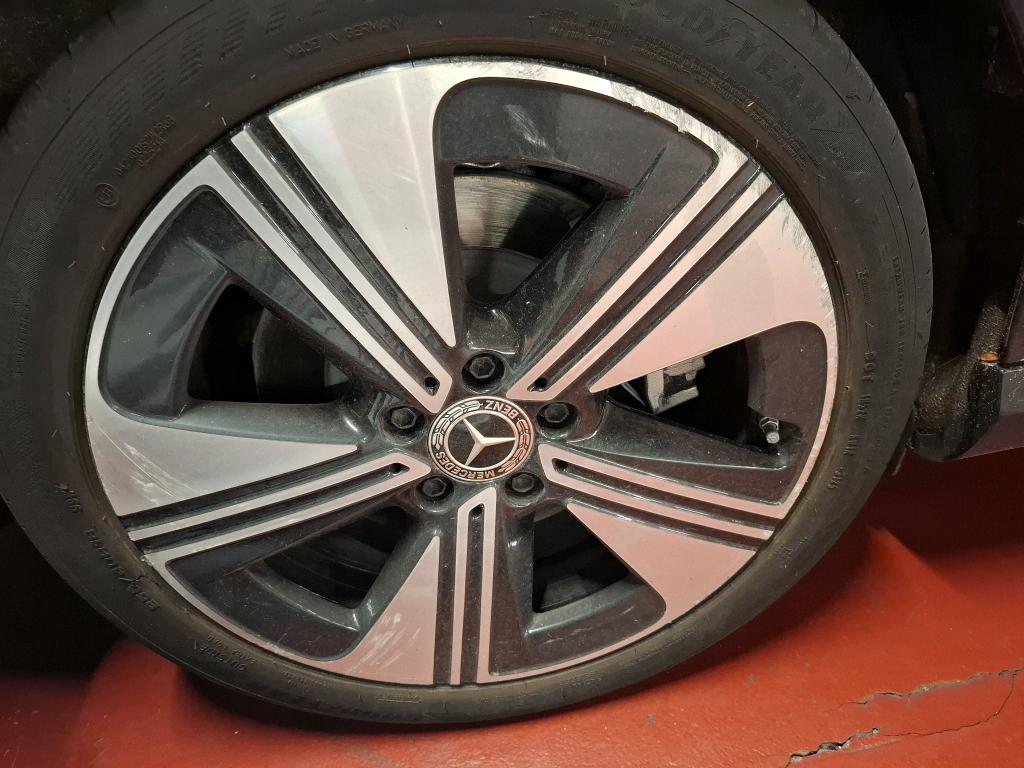 MERCEDES-BENZ CLA ELECTRIQUE 250+ avec technologie EQ Business Edition 2025