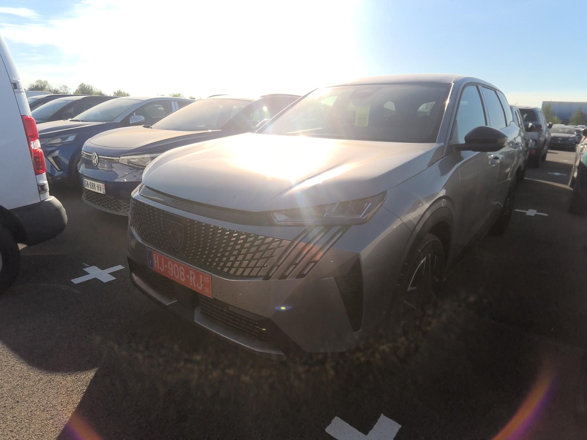 5008 HYBRID