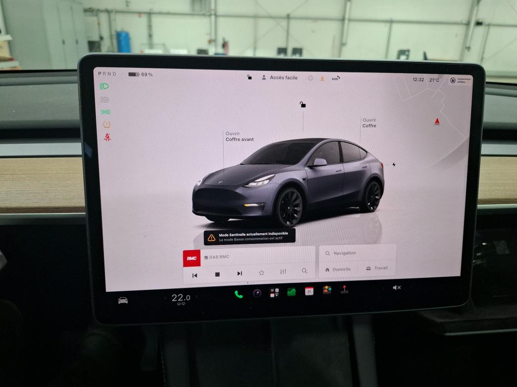 TESLA  2023