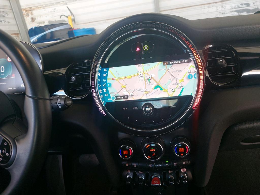 MINI HATCH 3 Portes Cooper 136 ch BVA7 Edition Camden 2023