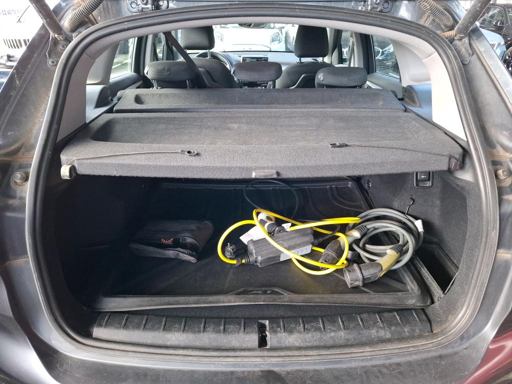BMW X1 F48 LCI xDrive 25e 220 ch BVA6 Business Design 2022