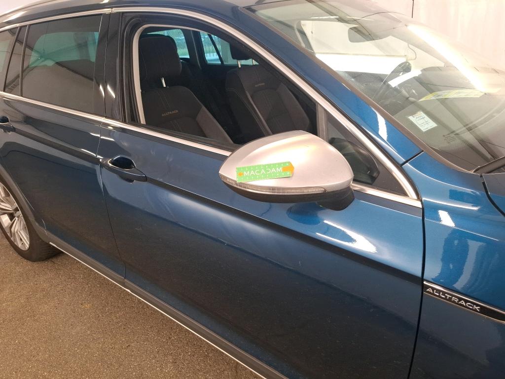 VOLKSWAGEN PASSAT SW 2.0 TDI EVO SCR 200 DSG7 4Motion Alltrack 2022