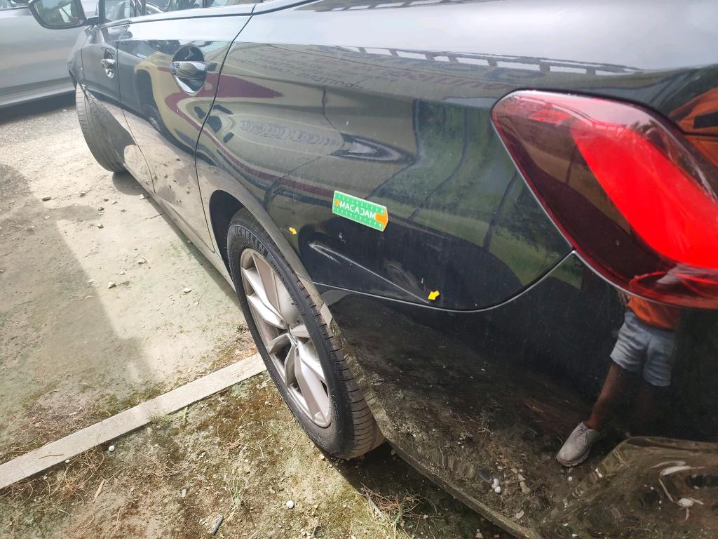 BMW SERIE 3 TOURING G21 LCI 320e 204 ch BVA8 Business Design 2022
