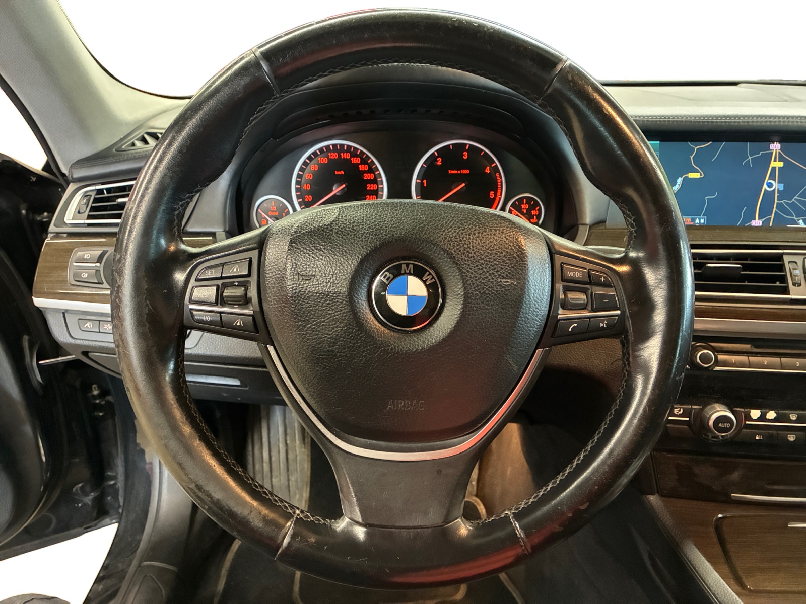 BMW SERIE 7 F01/F02/F04 730d Luxe A 2011