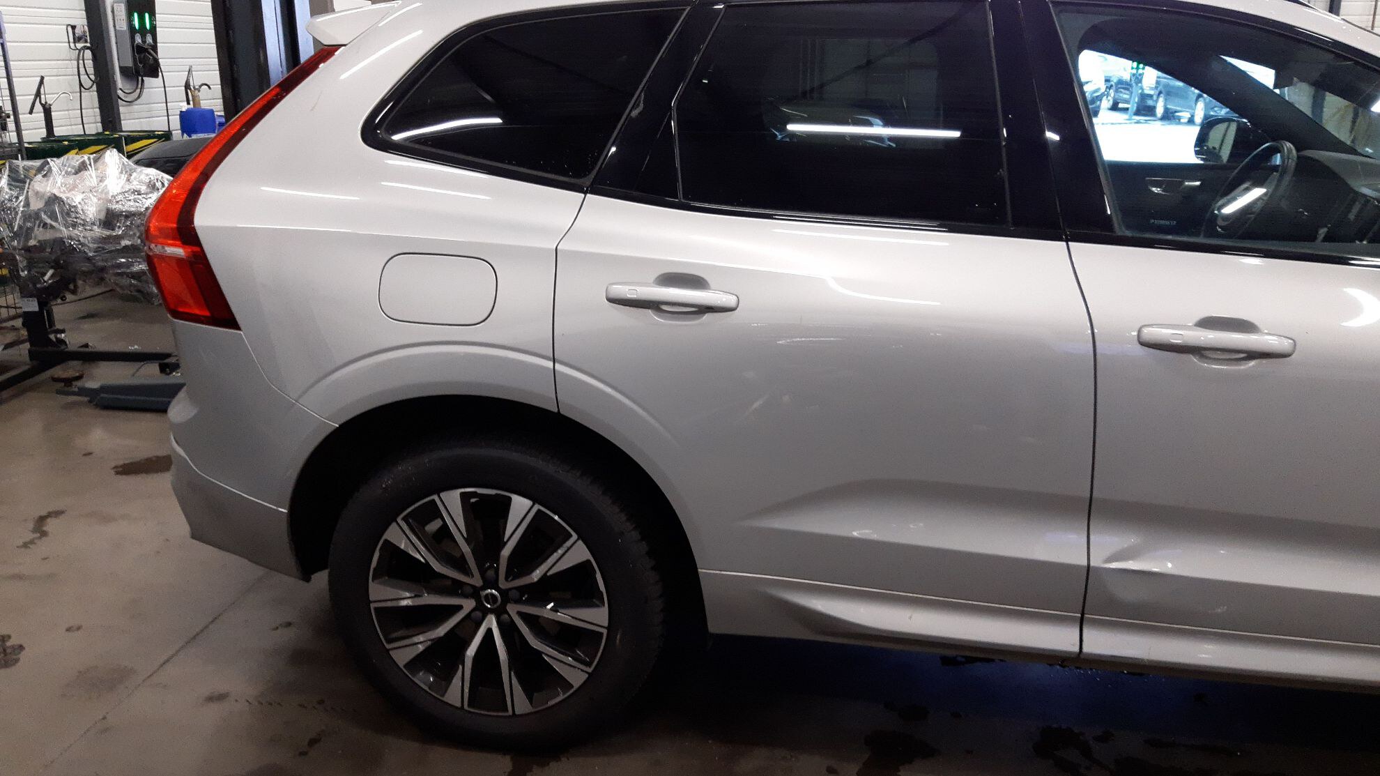 VOLVO XC60 B4 197 ch Geartronic 8 Plus Style Dark 2022