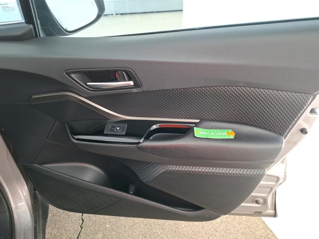 TOYOTA C-HR HYBRIDE 122h Dynamic 2019