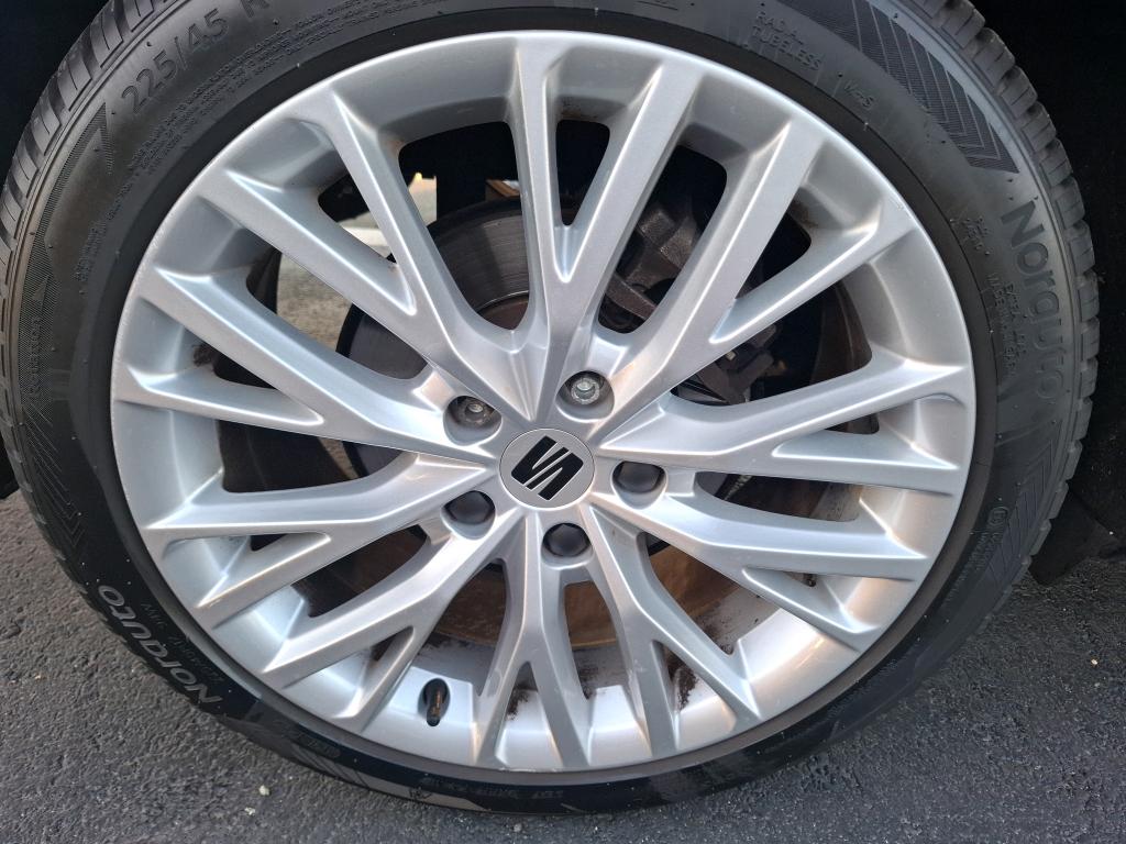 SEAT LEON SPORTSTOURER 1.5 eTSI 150 DSG7 Xcellence 2023