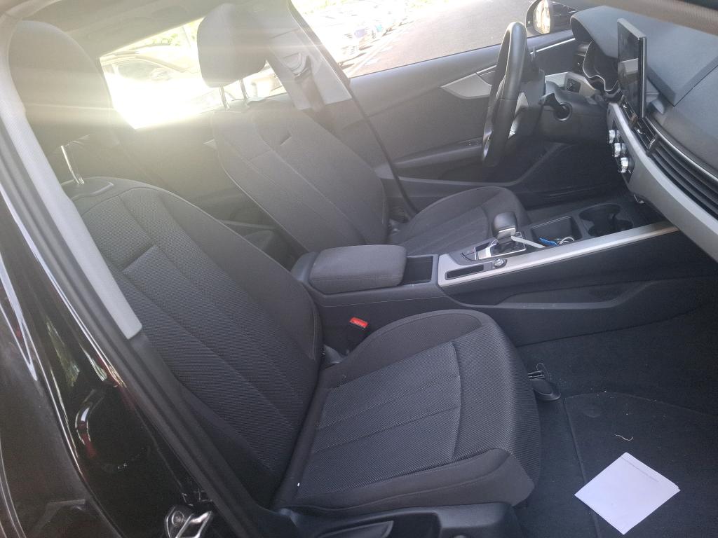 AUDI A4 AVANT 30 TDI 136 S tronic 7 Business Line 2021