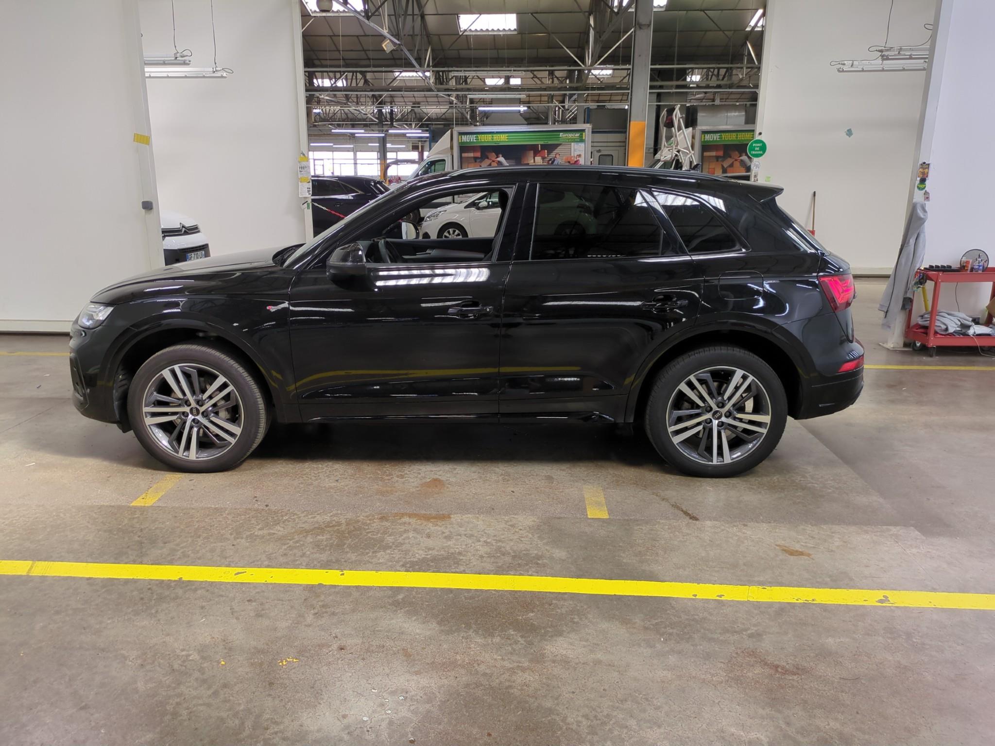 AUDI Q5 50 TFSIe 299 S tronic 7 Quattro line 2024