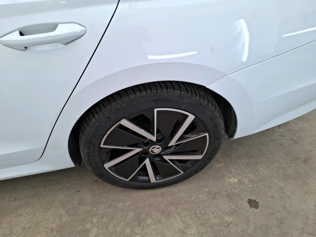 SKODA OCTAVIA COMBI 1.4 TSI PHEV iV 204 ch DSG6e Business 2021