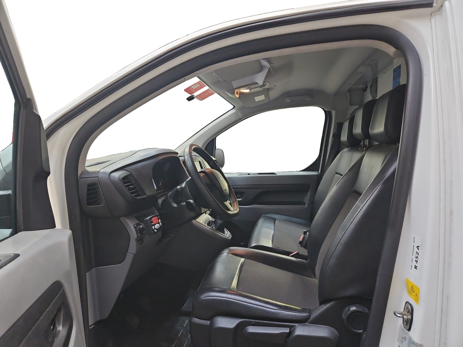 PEUGEOT EXPERT FRIGO 2.0 BLUEHDI 120 S&S BVM6 2021