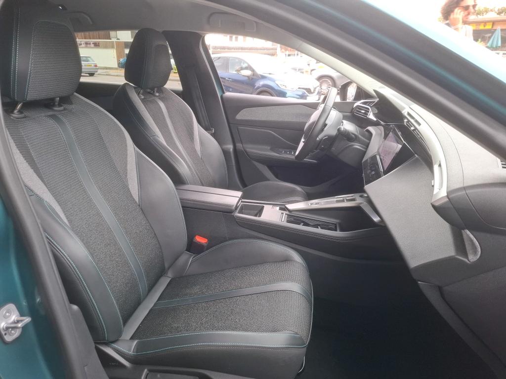 PEUGEOT 308 SW BlueHDi 130ch S&S EAT8 Allure Pack 2023