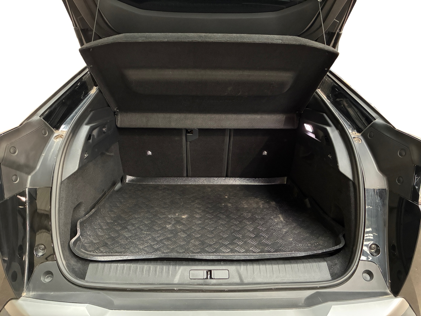 PEUGEOT 3008 Hybrid 136 e-DCS6 Allure 2024