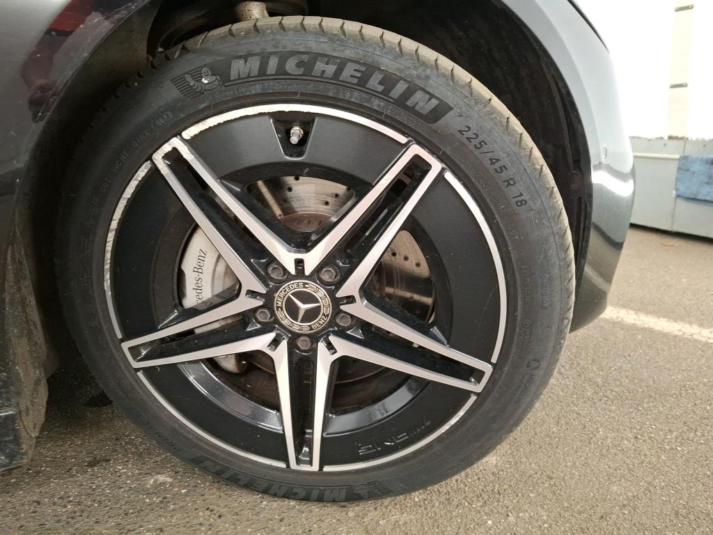 MERCEDES-BENZ MERCEDES CLASSE C 300 e 9G-Tronic AMG Line 2023