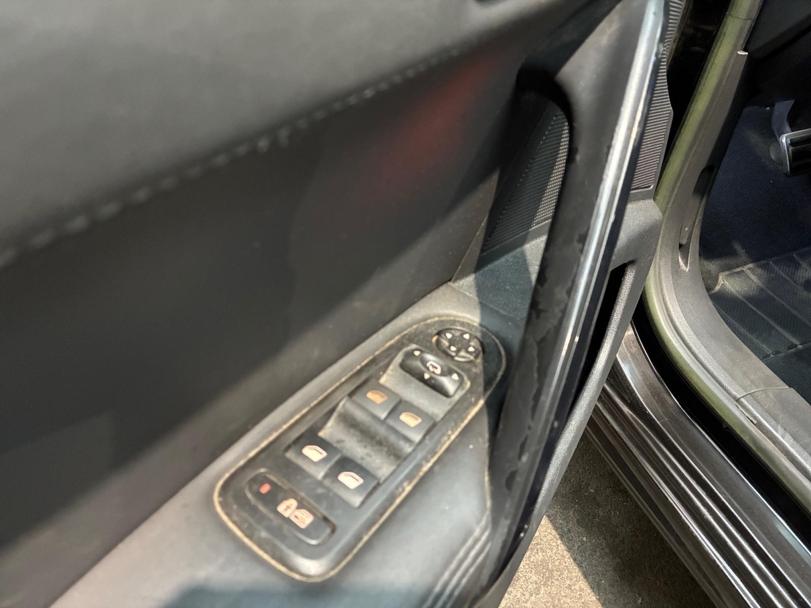 PEUGEOT 508 2.2 HDi 204ch FAP BVA6 GT A 2011