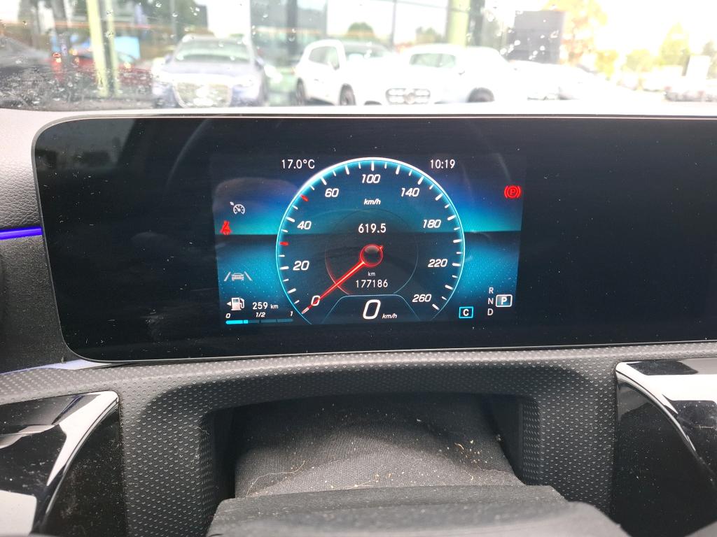 MERCEDES-BENZ CLASSE A 180 d 8G-DCT AMG Line 2021