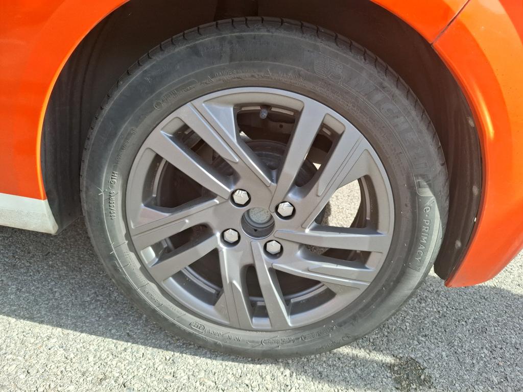PEUGEOT 208) 208 PureTech 75 S&S BVM5 Style 2022