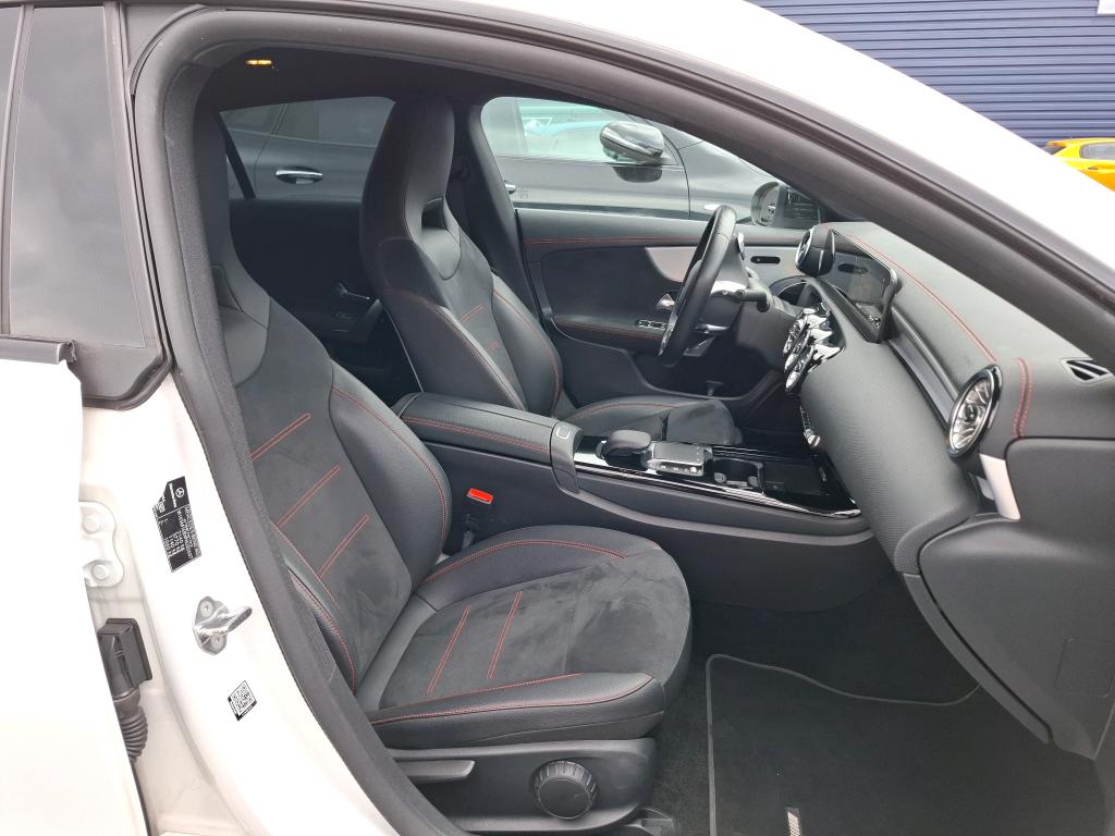 MERCEDES-BENZ MERCEDES CLASSE CLA SHOOTING Brake 220 d 8G-DCT AMG Line 2022