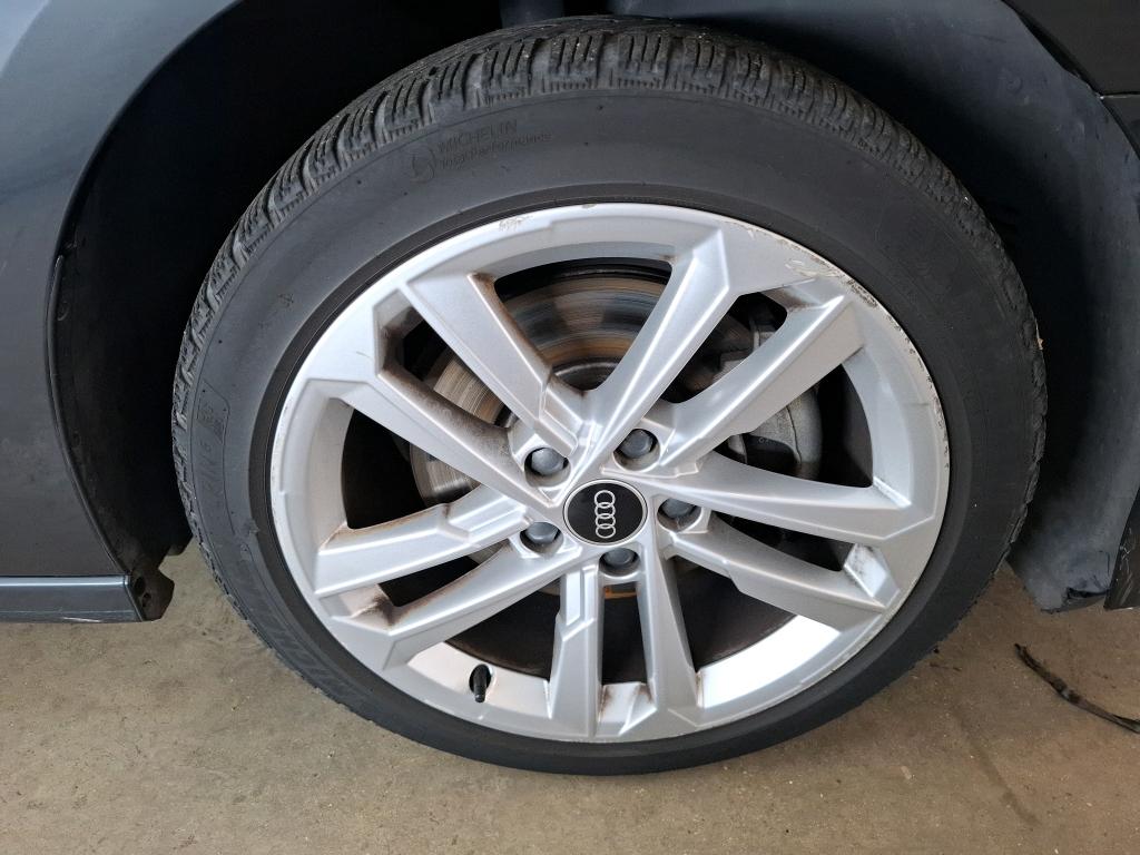 AUDI A3/S3 A3 SPORTBACK 40 TFSIe 204 S tronic 6 Business line 2021