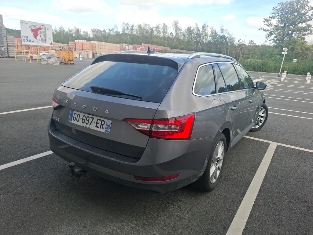 SKODA SUPERB COMBI 2.0 TDI 150 SCR DSG7 Business 2023