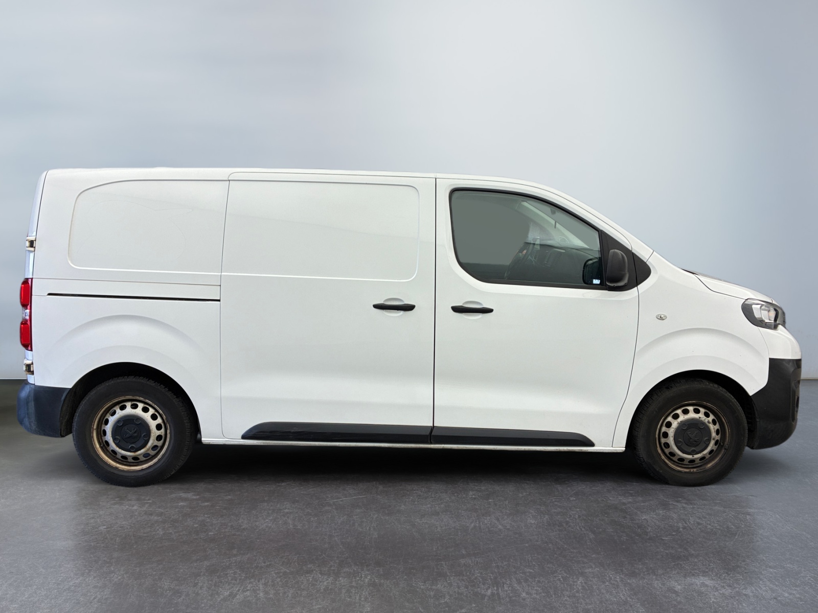 PEUGEOT EXPERT FOURGON FGN TOLE STANDARD 1.5 BLUEHDI 120 S&S BVM6 PREMIUM 2020