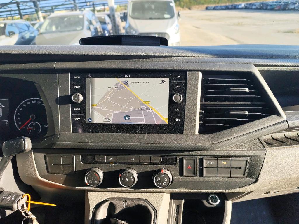 VOLKSWAGEN TRANSPORTER FOURGON 6.1 VAN L2H1 2.0 TDI 110 BVM5 BUSINESS LINE 2019