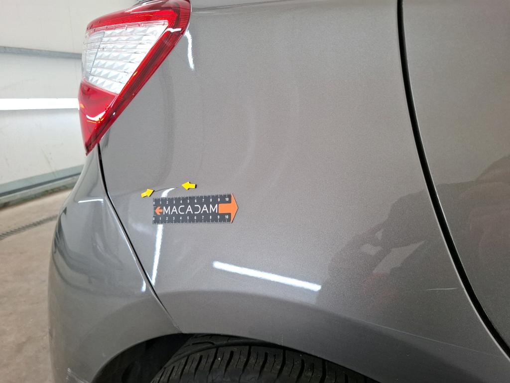 TOYOTA YARIS HYBRIDE 100h France 2017