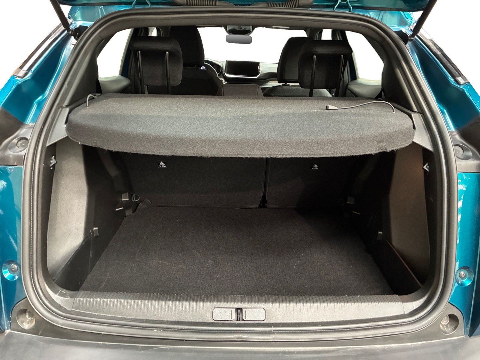 PEUGEOT 2008 Hybrid 136 e-DCS6 2025