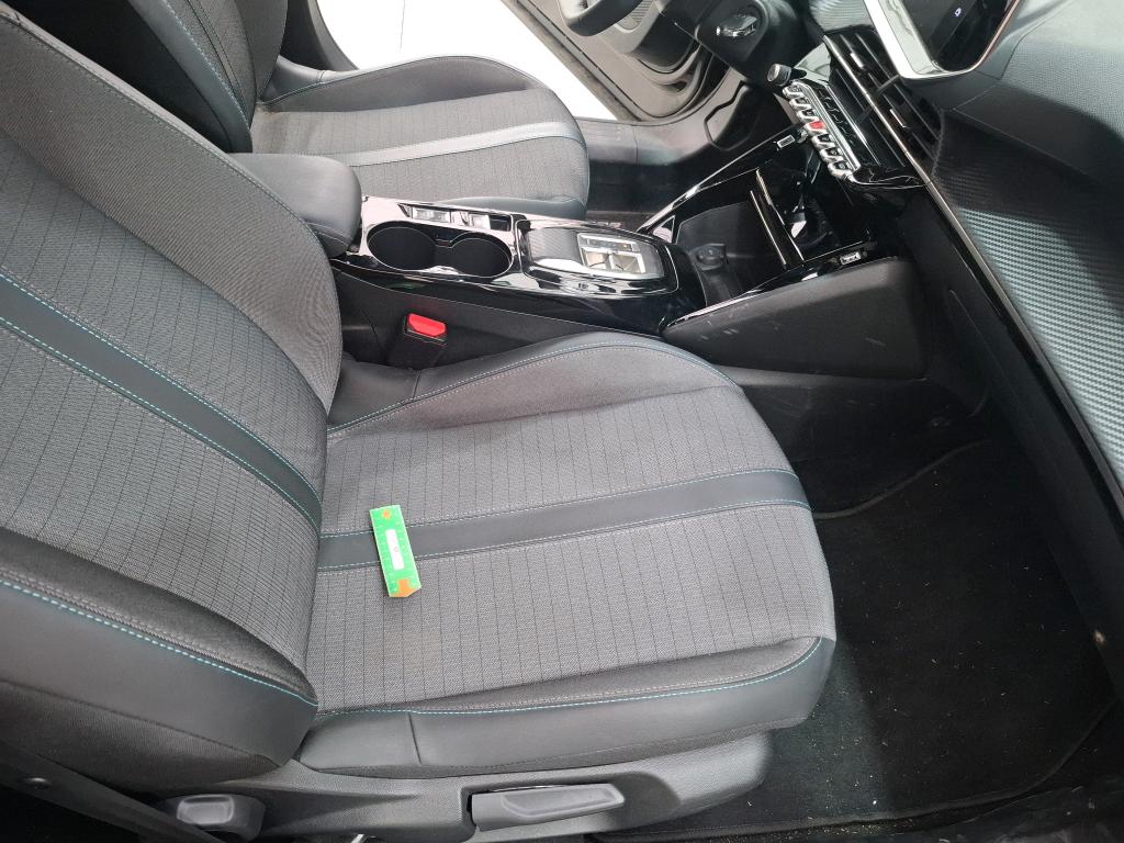 PEUGEOT 2008 PureTech 130 S&S EAT8 Allure 2023