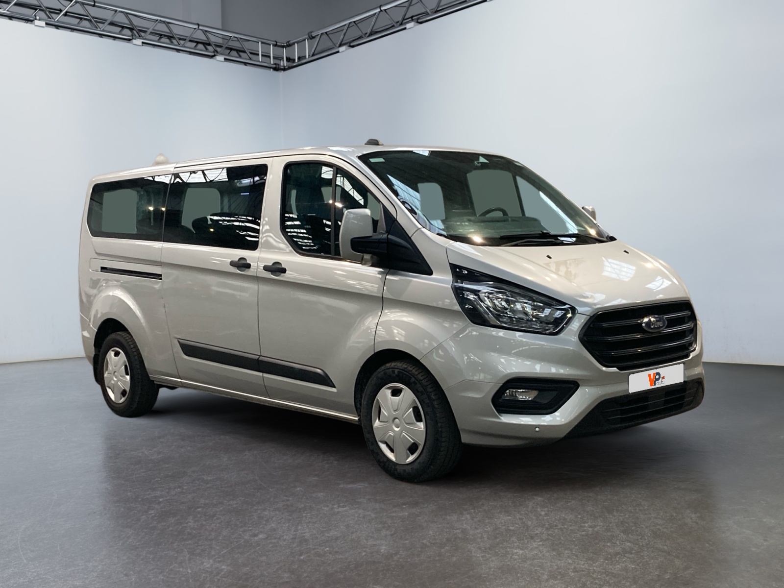 FORD Transit Custom Kombi 320 L2H1 2.0 EcoBlue 130 Trend Business	9pl 2023