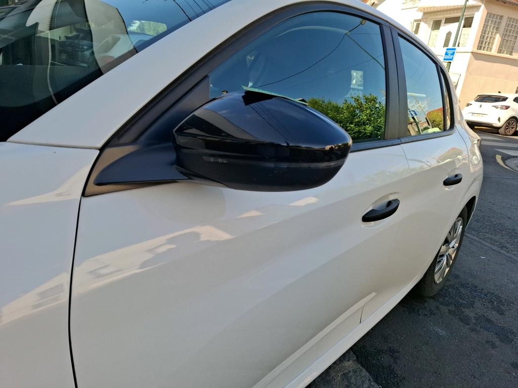 PEUGEOT 208 AFFAIRE PURETECH 75 S&S BVM5 PREMIUM 2022