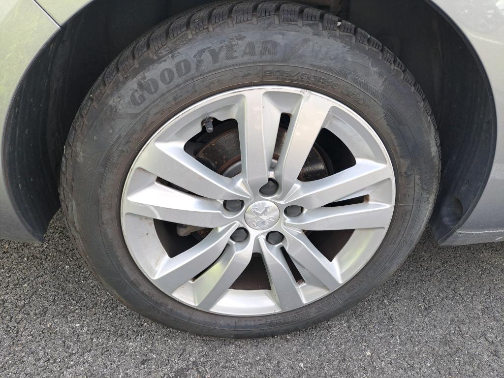 PEUGEOT 308 SW BlueHDi 130ch S&S EAT8 Active Business 2021