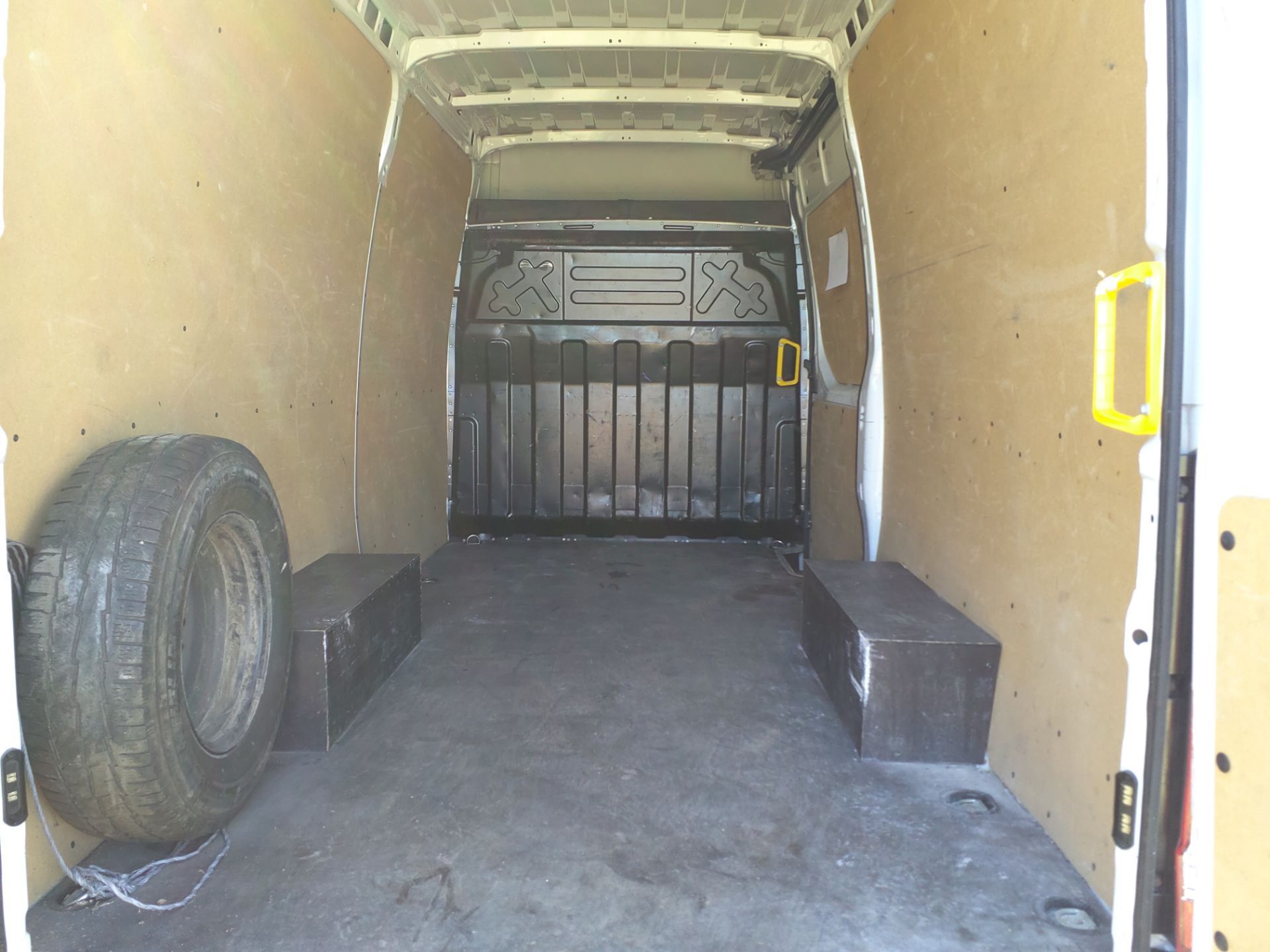 IVECO  2023