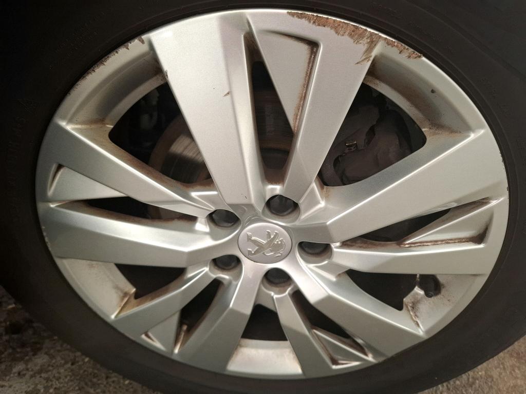 PEUGEOT 5008 BlueHDi 130ch S&S EAT8 Active Pack 2023