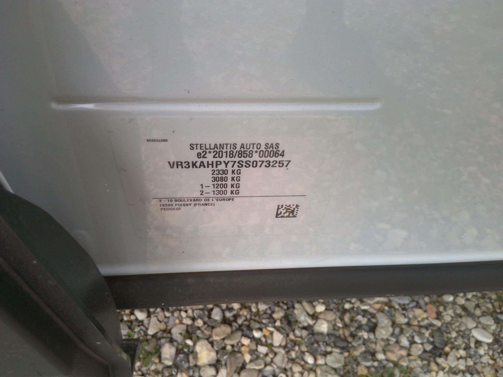 PEUGEOT 5008 Hybrid 145 ch e-DCS6 GT 7 pl 2025
